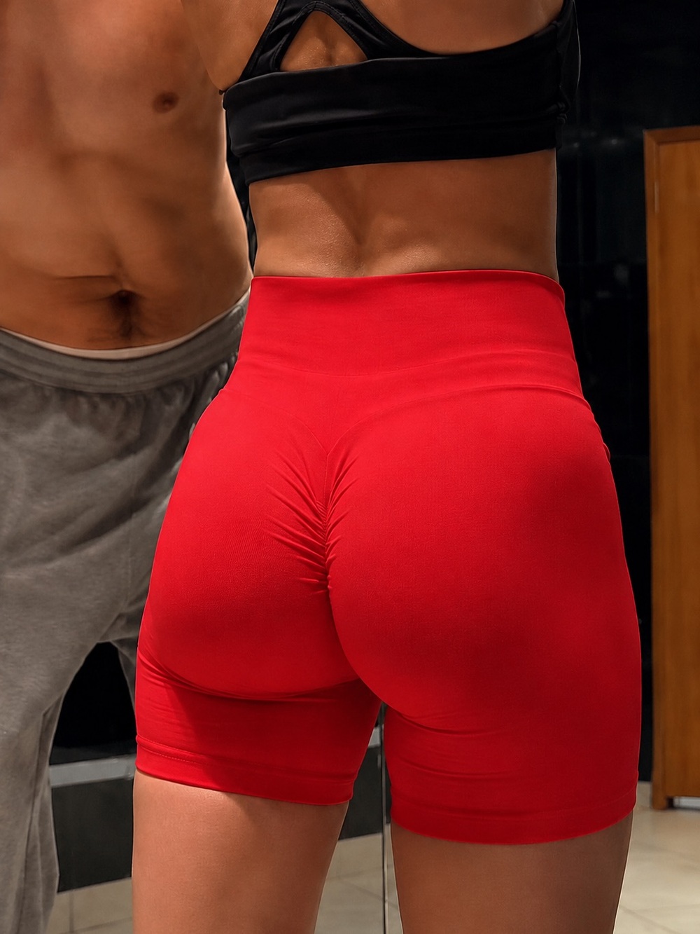 Amazon Red Seamless High-Waisted Leggings